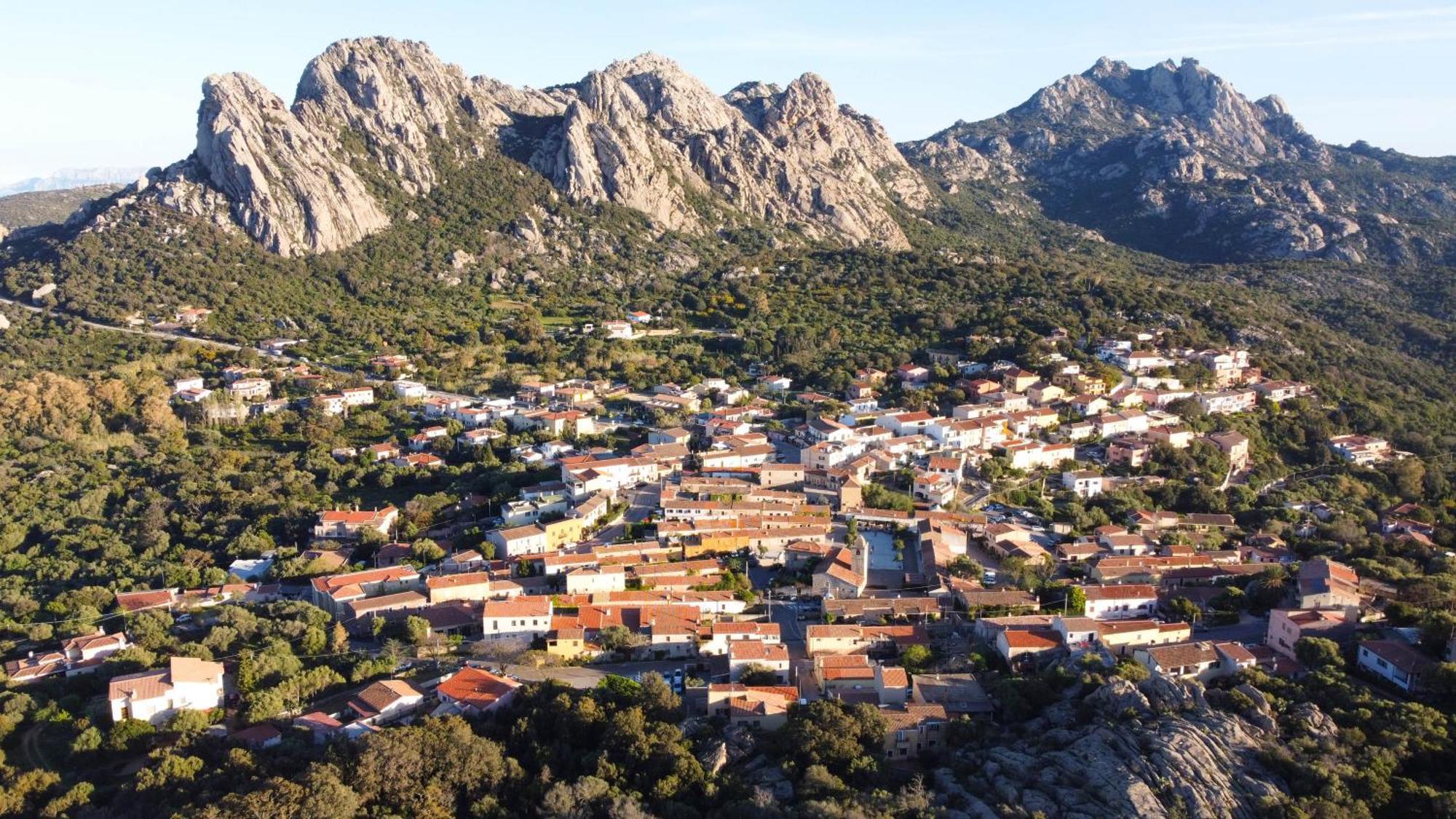 Boutique Hotel Sant'Andrea & Relais San Pantaleo Eksteriør bilde