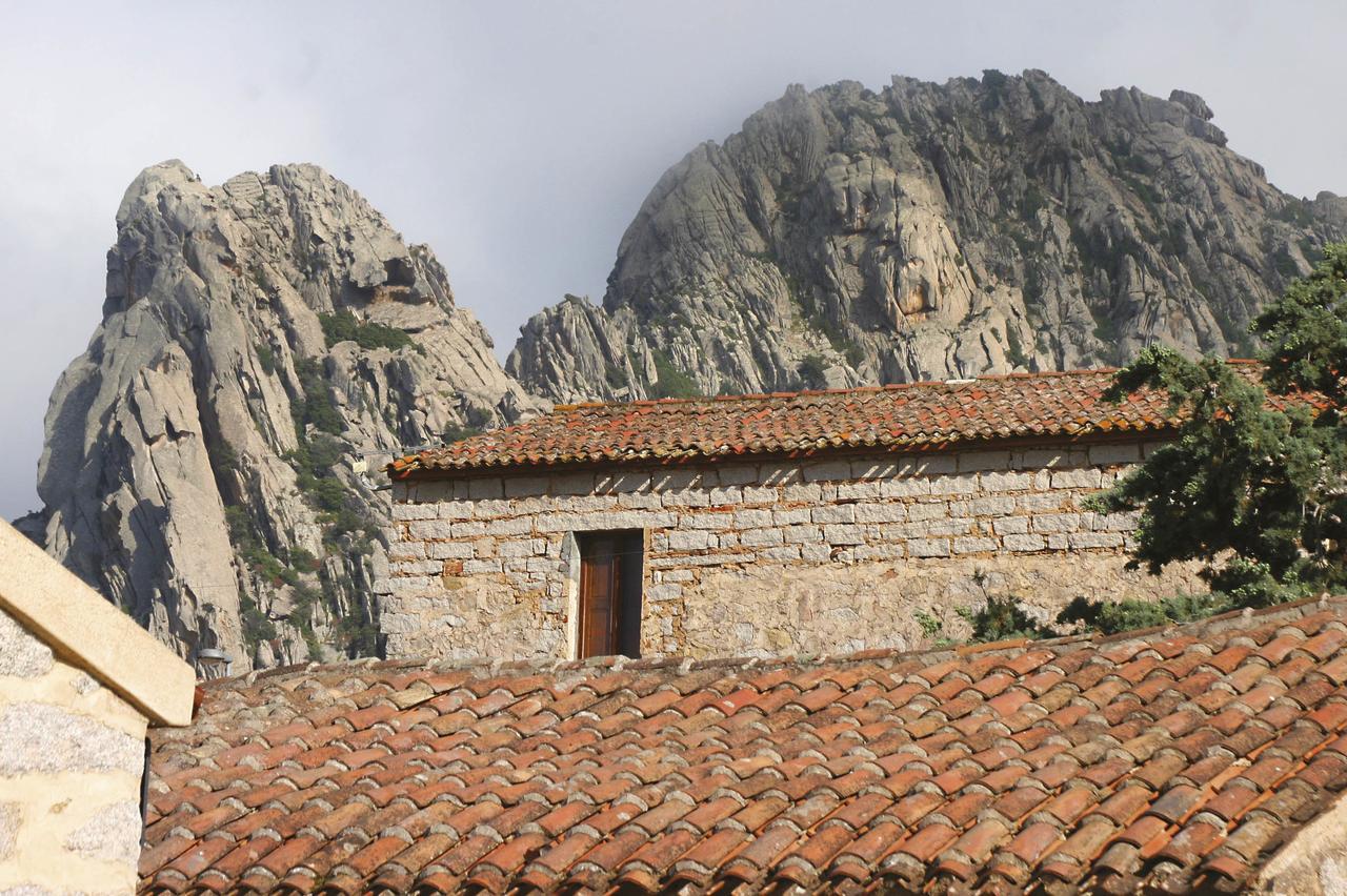 Boutique Hotel Sant'Andrea & Relais San Pantaleo Eksteriør bilde